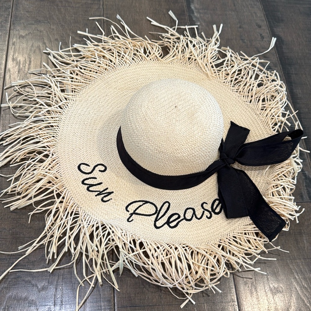 SUN PLEASE BEACH HAT NWOT